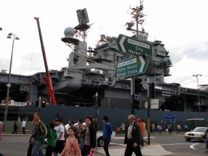 2007_07_07 USS Kitty Hawk 02